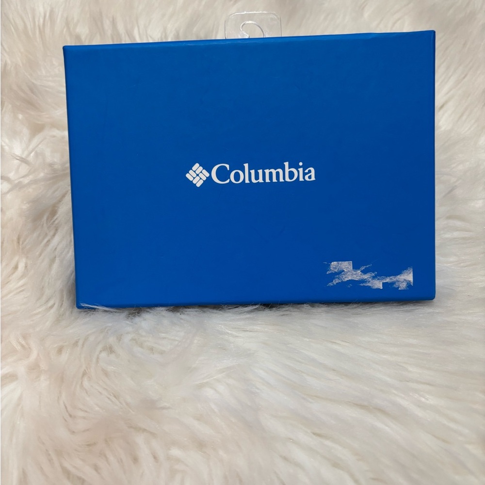 Columbia Brown Leather Wallet and Adhesive Phone wallet Set - Picture 12 of 12